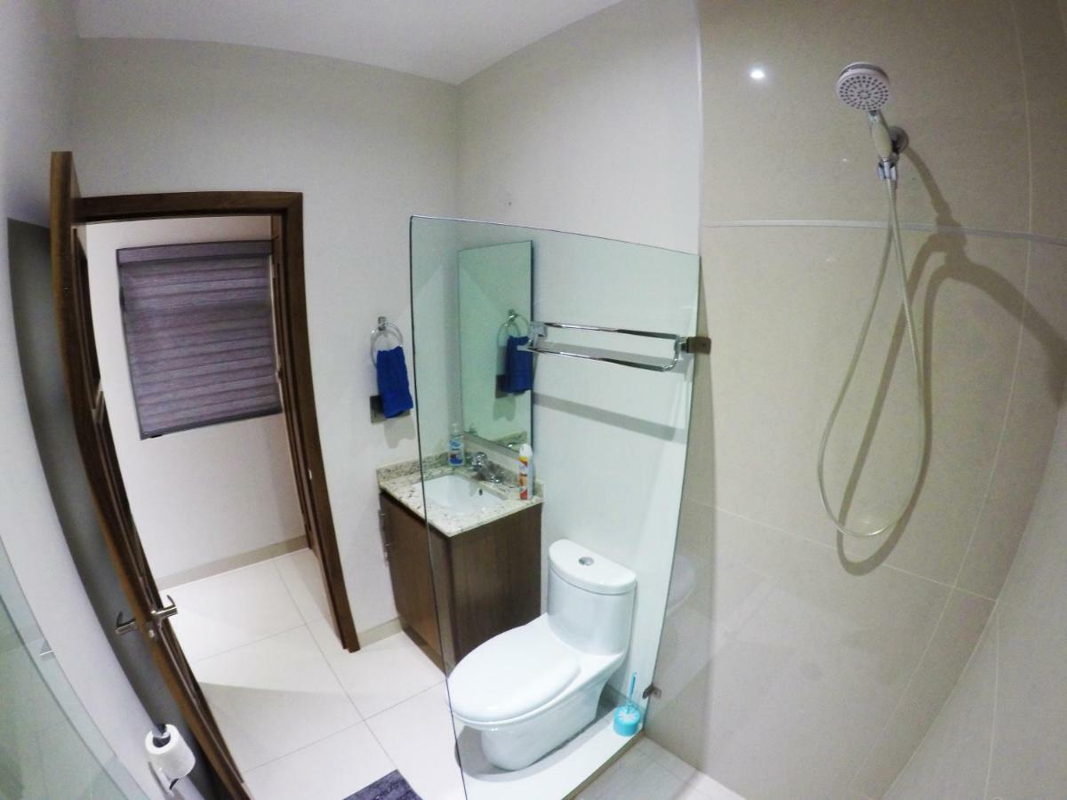 En El Centro 3 Hermoso Loft Familiar Ac Wifi 300 Mbps Aguascalientes Kültér fotó